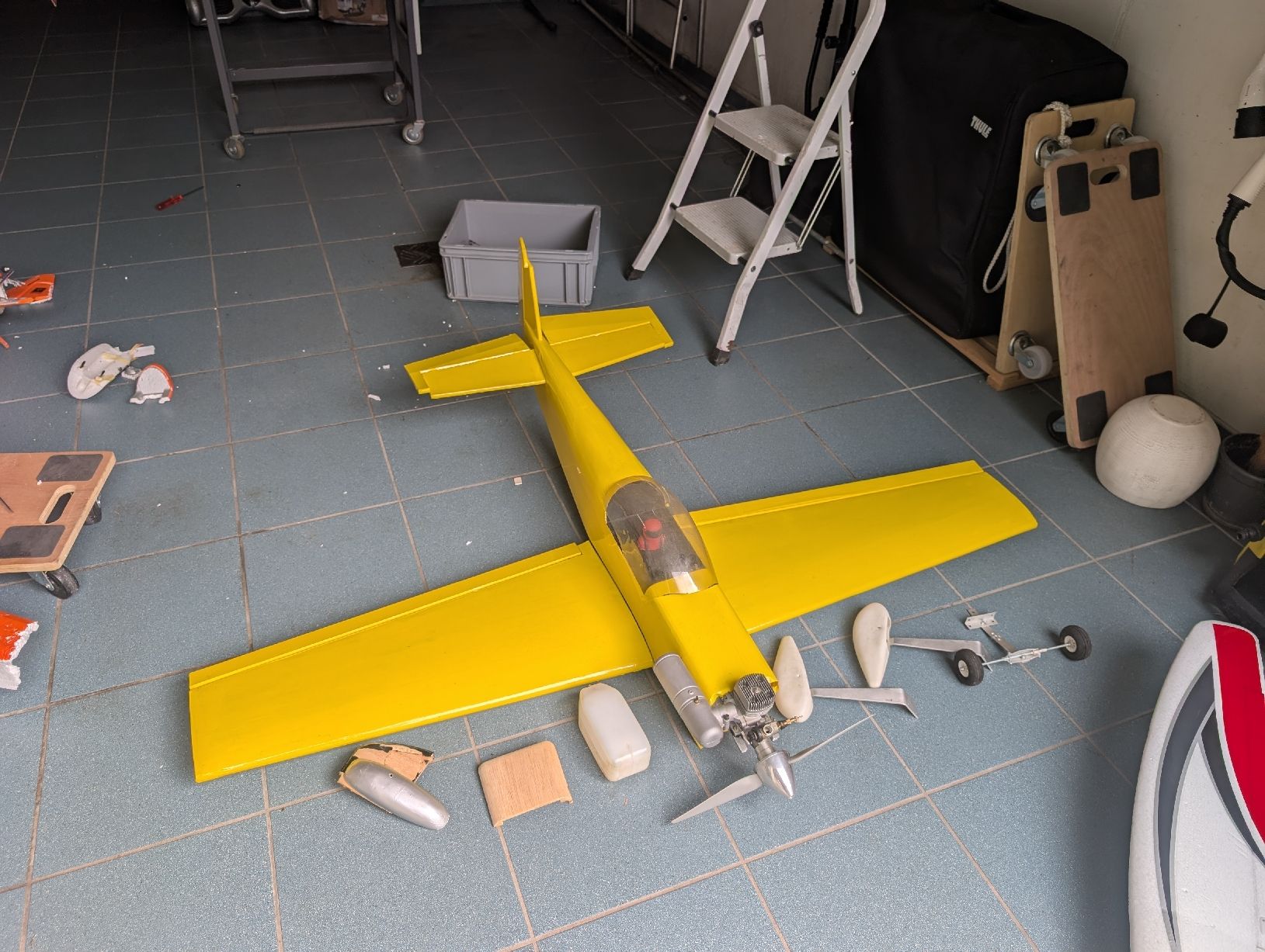 Modellismo RC: Extra 300 mit 1.5Meter Spannweite – Usato da Winterthur venduto da Beni3141 4
