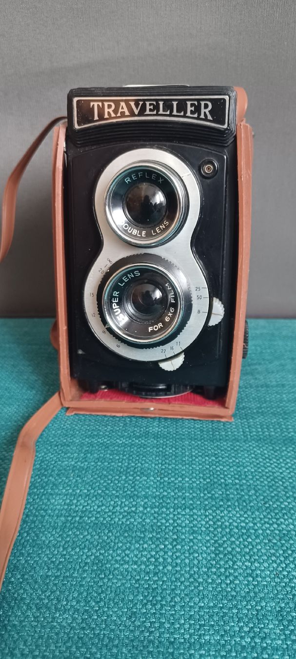 Fotocamera: Vintage Traveller Reflex Kamera – Usato da Zürich venduto da alice007