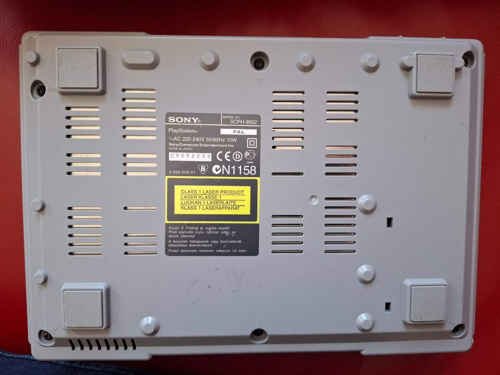 Sony Console: PS1 SCPH-9002 / 1ère main / 2 controller / 1 carte / 1 jeu – Usato da Crémines venduto da Carambaaa 1