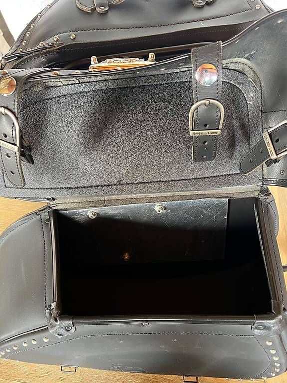 Reisekoffer: Sacoches en cuir Held pour moto custom – Gebraucht aus Pensier von motofan99 2