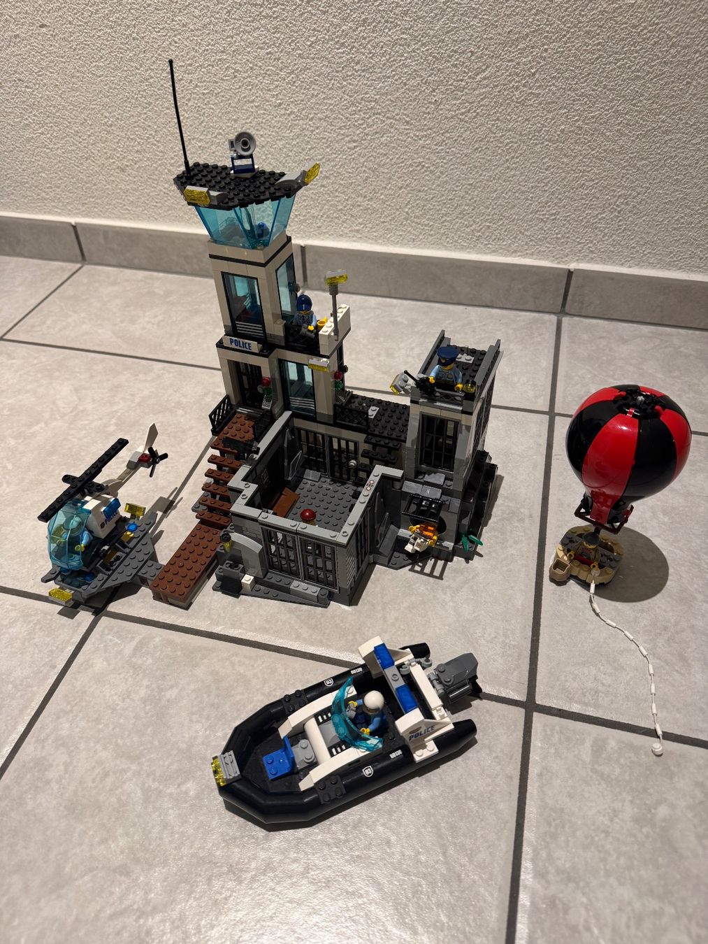 Lego Giocattoli: Lego City Set 60130 – Usato da Steffisburg venduto da sky7000
