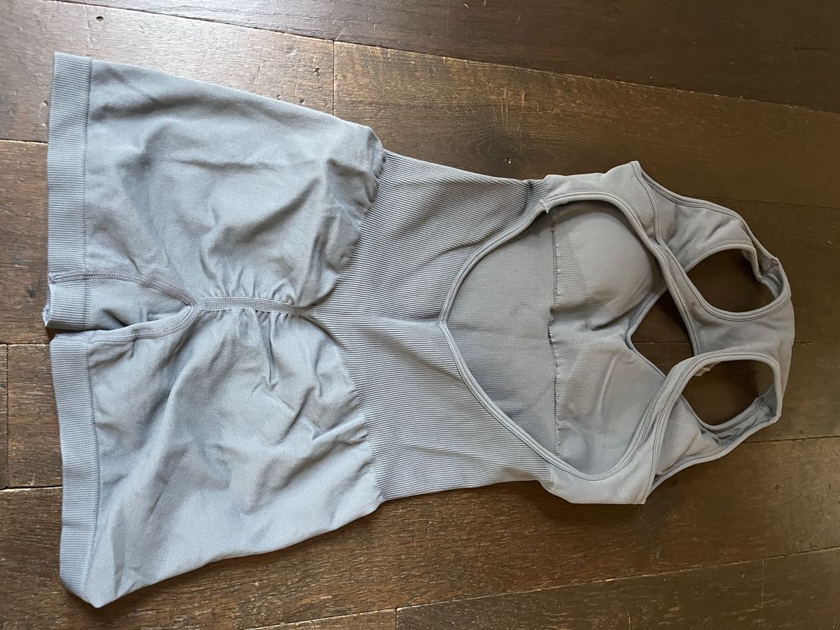 Leggings: Sporteinteiler mit Scrunch – D'occasion à Unterentfelden par ame_tf2n 1