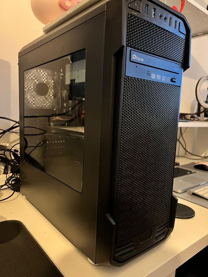 Custodie: PC Postazione LED – Usato da Lugano venduto da cjporko 6