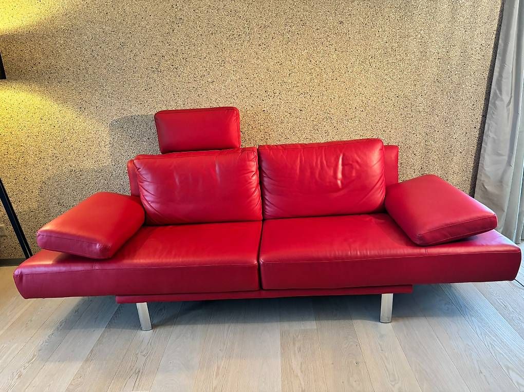 Divani: Leder Sofa mit Kopfstütze mit multifunktionalen Drehsitze – Usato da Rorschacherberg venduto da krebsli65