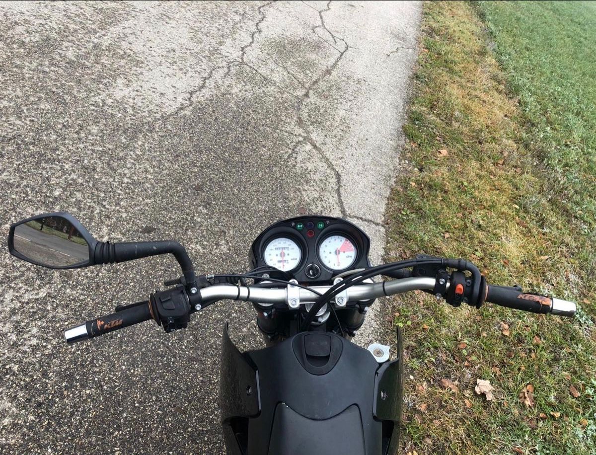 KTM Strada: KTM 640 Duke 2 – Usato da Vucherens venduto da Chexbres69 2