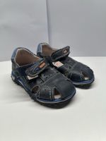 Sandalen für Jungs Grösse 22