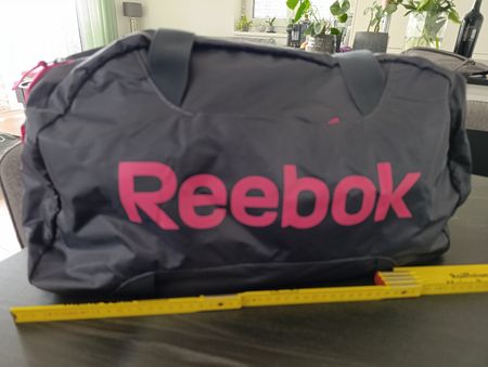 Reebok Sporttasche Grau/Pink - ideal für Reisen, Sport 50cm