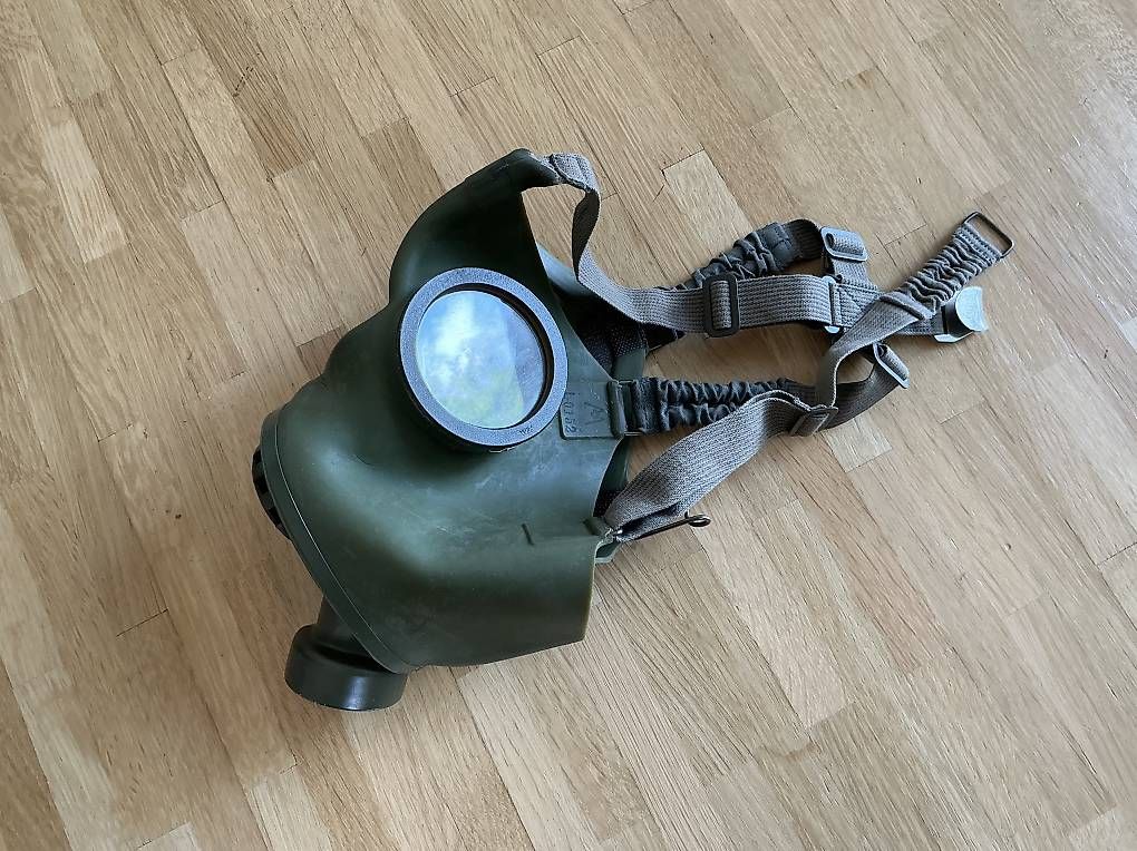 Sonstige Antiquitäten & Kunst: Gasmaske Schutzmaske 2. WK – Gebraucht aus Allschwil von Xupper 2