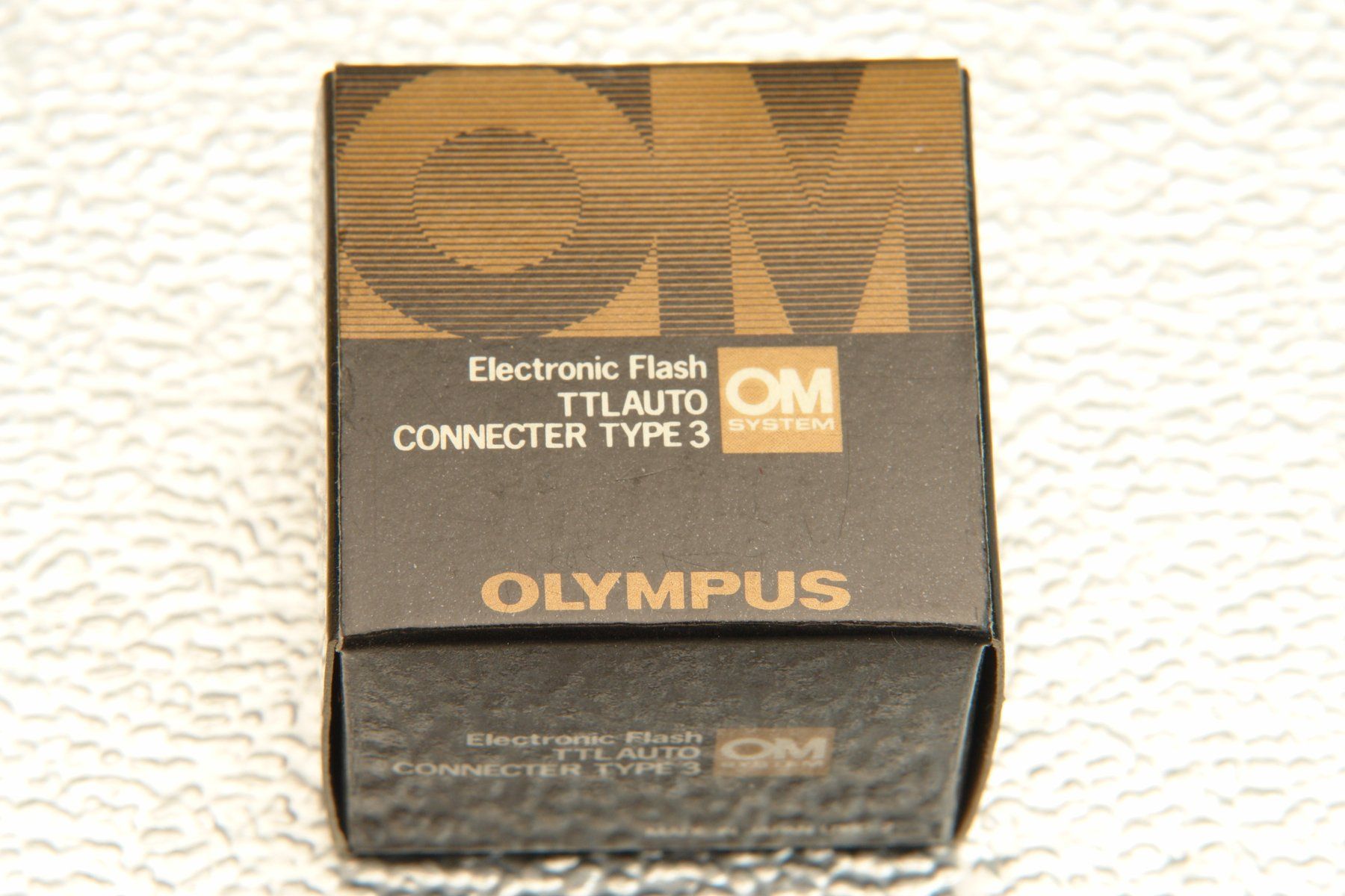 Olympus Flash: Olympus OM TTL Auto Connector - Type 3/91333 #q1 – Usato da Dietikon venduto da Baro4 1