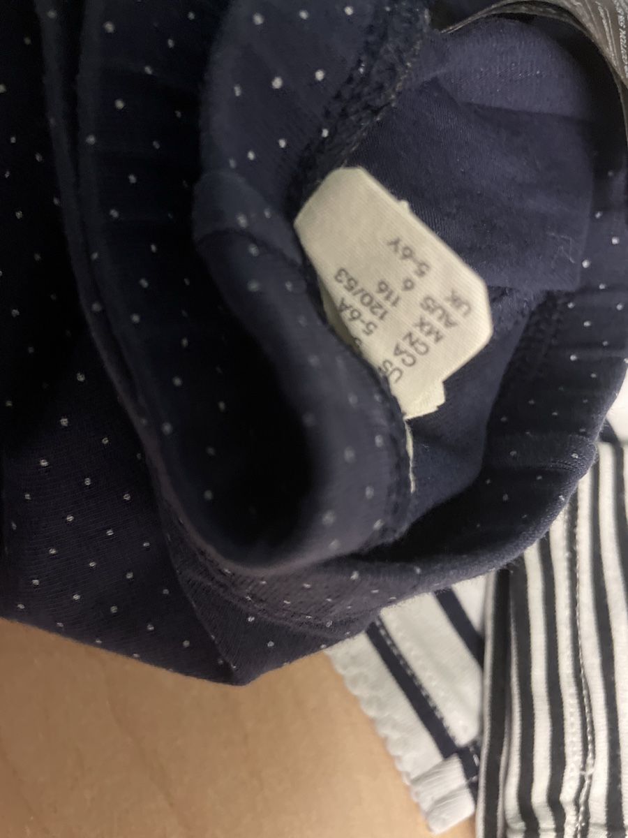 H&M Calze & Collant: 3 H&M 7/8 Leggins Gr.116 – Usato da Obergerlafingen venduto da cabo4 2
