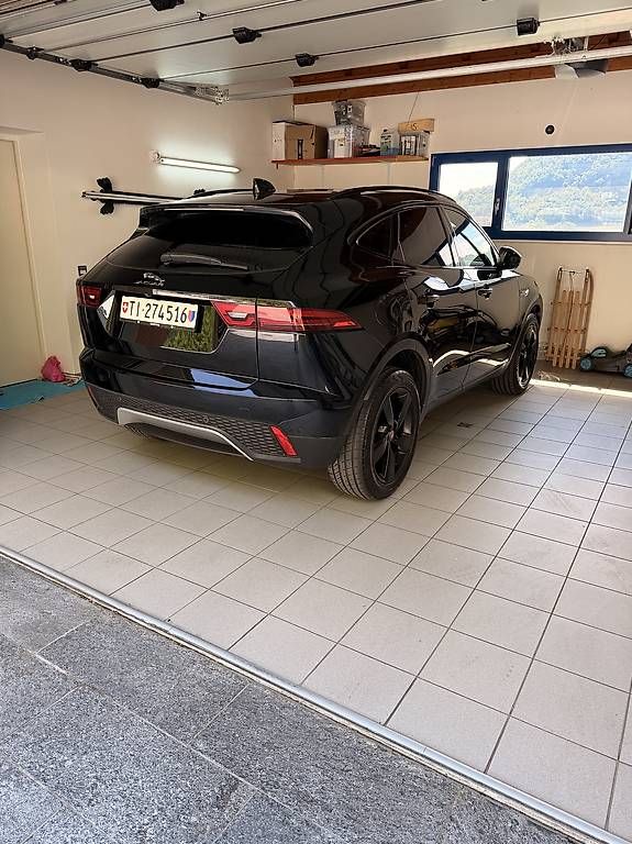 Jaguar Automobili: Vendo Jaguar e pace 2.0 diesel – Usato da Mendrisio venduto da joi_2jw5 1
