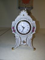 Tischuhr aus Porzellan von Lindner, made in Germany.(nov426)