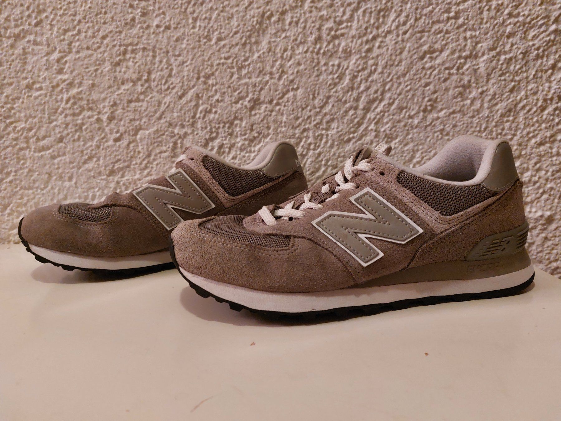 New Balance Scarpe da uomo: NEW BALANCE ML574 - SNEAKER UNISEX - GREY – Usato da Horgen venduto da Angel0010 1