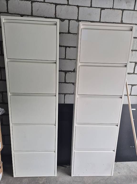 Armoires: Metal Schuhschrank – D'occasion à Bilten par mona3001