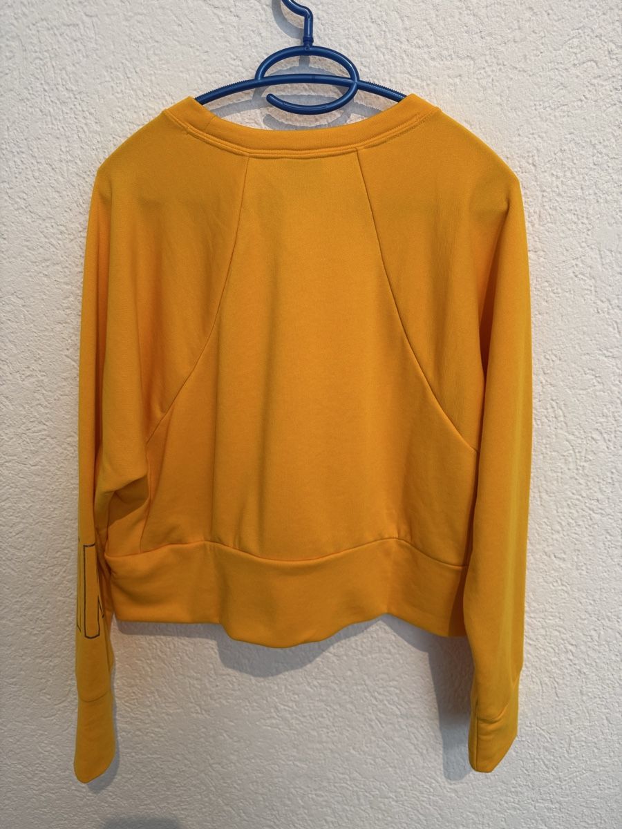 Nike Pullover & Sweatshirts: Nike Sweater Pullover oversized gelb orange Glitzer Gr. S – Gebraucht aus Fislisbach von KolibriSecondhand 7