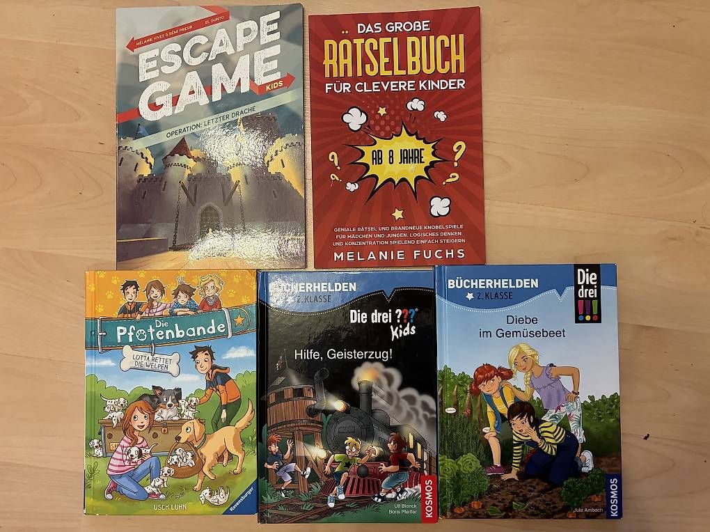 Libri: 5 Kinder Bücher ab 7 bis 8 – Usato da Winterthur venduto da bungy192