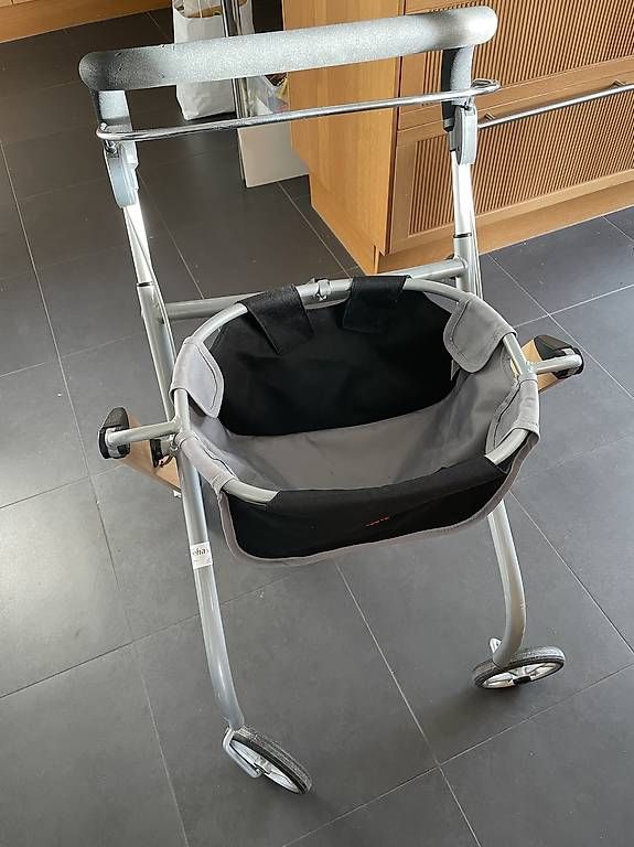 Ausili per la deambulazione: Rollator – Usato da chamby venduto da annelisev 2
