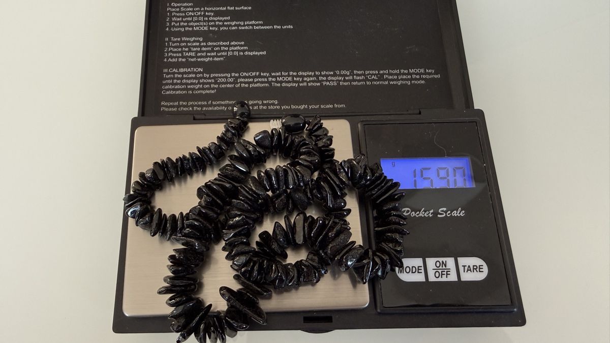 Catenine: Bernstein-Kette in Schwarz, 48 cm – Nuovo e nell'imballaggio originale da Ebikon venduto da Leonidas2 4