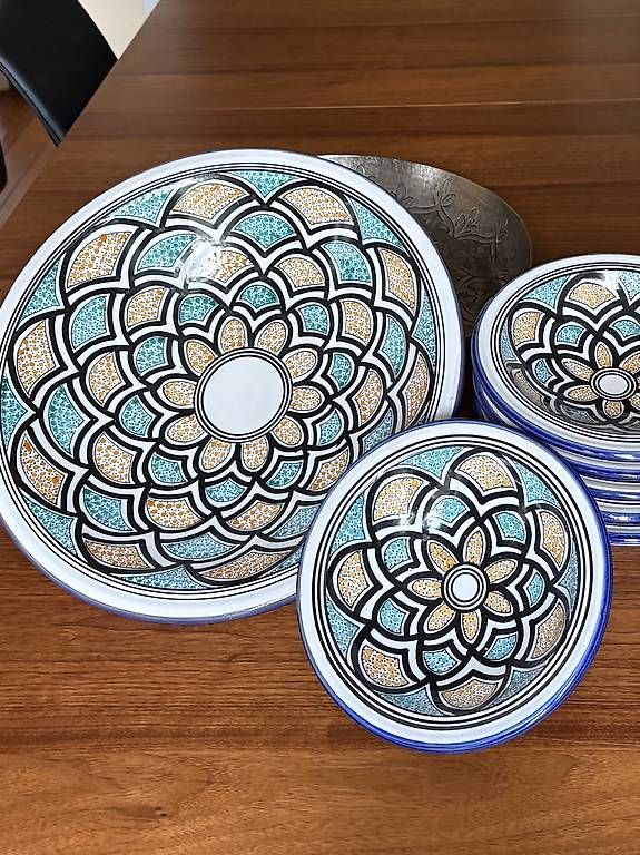 Assiettes: Plat et assiettes céramique  – D'occasion à Genève par rap_s5hg