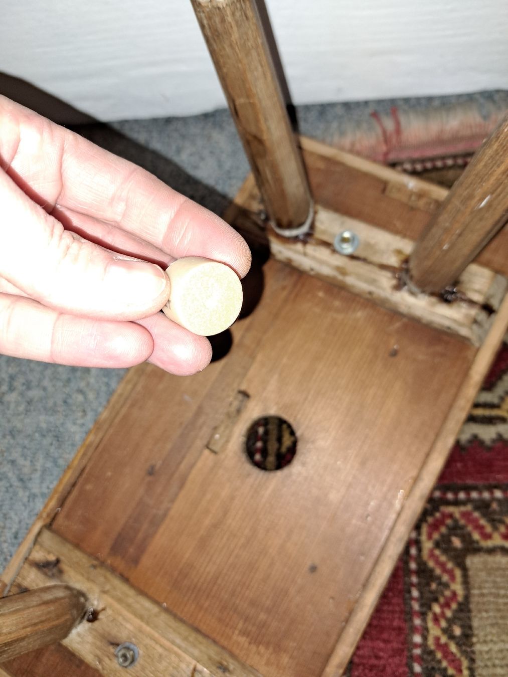 Sgabelli: Schemeli antik – Usato da Kölliken venduto da Upcycling-by-Mc-TAM 8