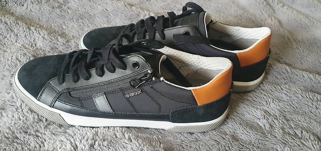 Geox Scarpe da uomo: Geox Leder Sneaker schwarz Grösse 40 – Usato da Udligenswil venduto da sha_8tx2