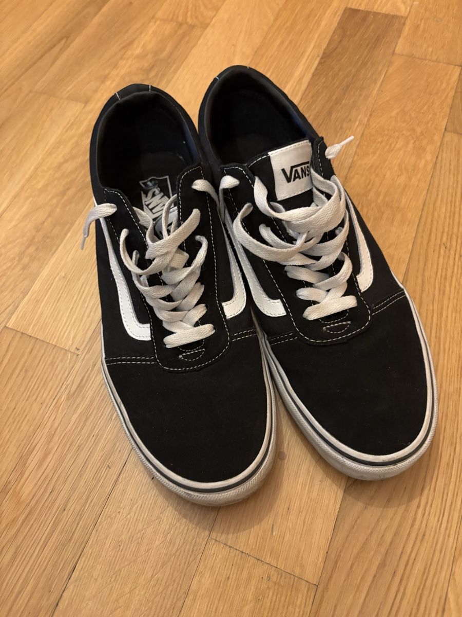 Vans Scarpe da uomo: Vans Schuhe Gr.46 – Usato da Heiligkreuz (Mels) venduto da REMI69