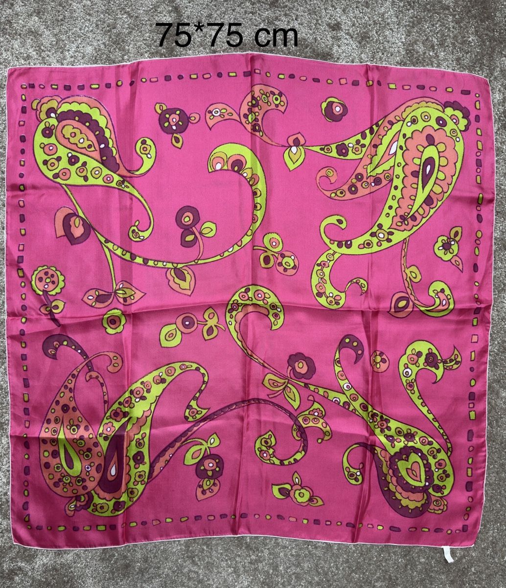 Foulards & écharpes: Foulard soie  75x75 vintage – D'occasion à Vuippens par Anna_as