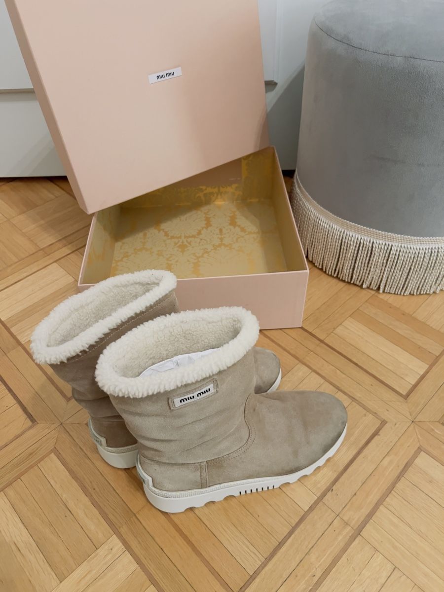 Scarpe da donna: MIU MIU Boots/Stiefel – Usato da Zürich venduto da VicParis5 1