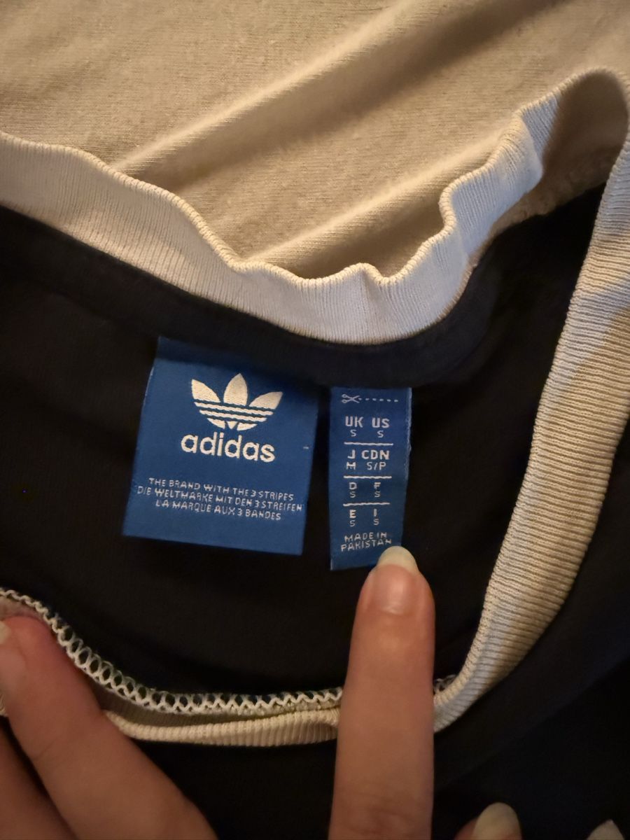 Adidas T-Shirts: Adidas T-Shirt schwarz – Gebraucht aus Bolligen von lee_orange 2