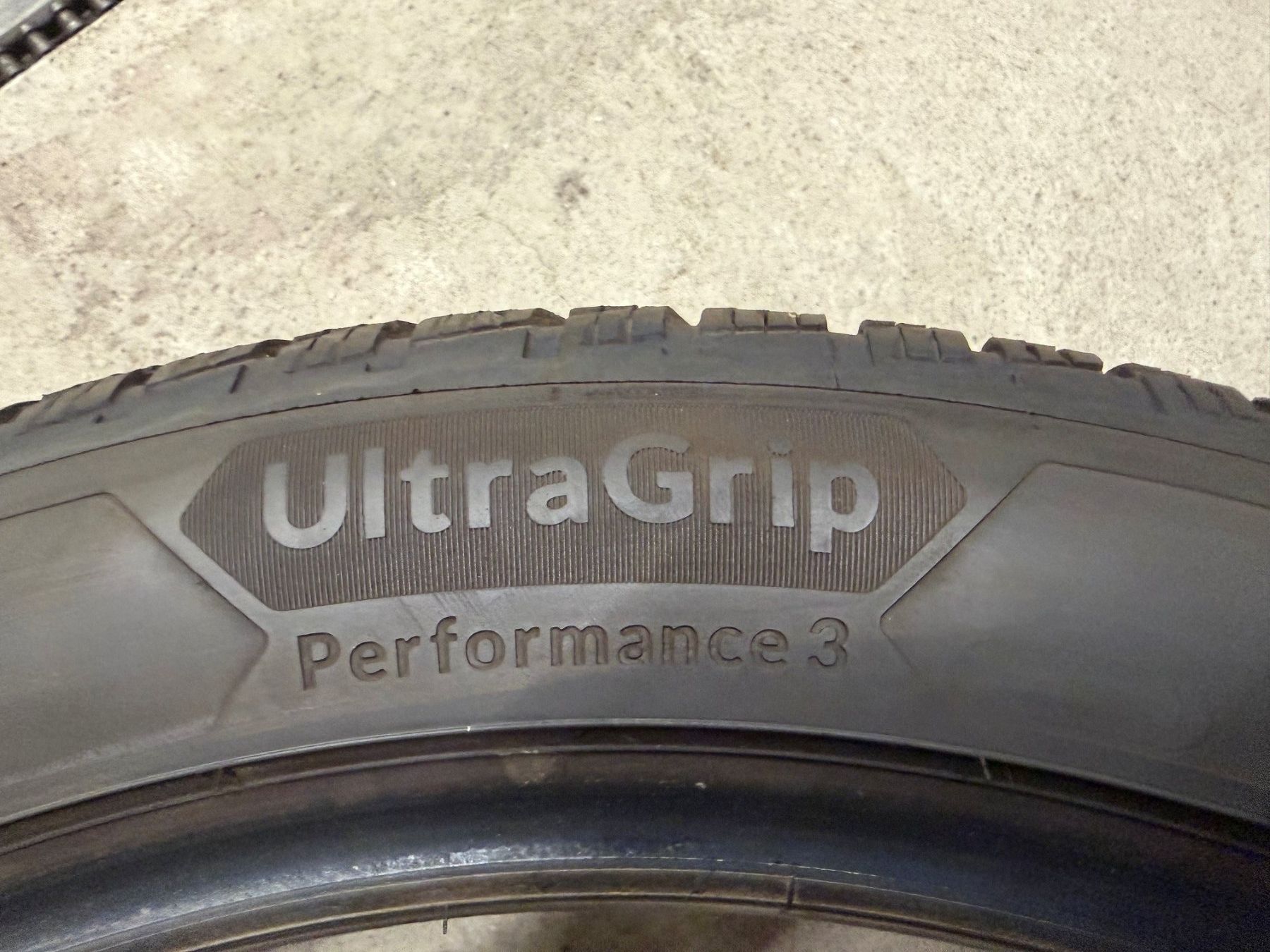 Goodyear Pneumatici & Ruote complete: Winterpneus 20" / Goodyear – Usato da Schönried venduto da Bahnhofgarage-Haldi 2