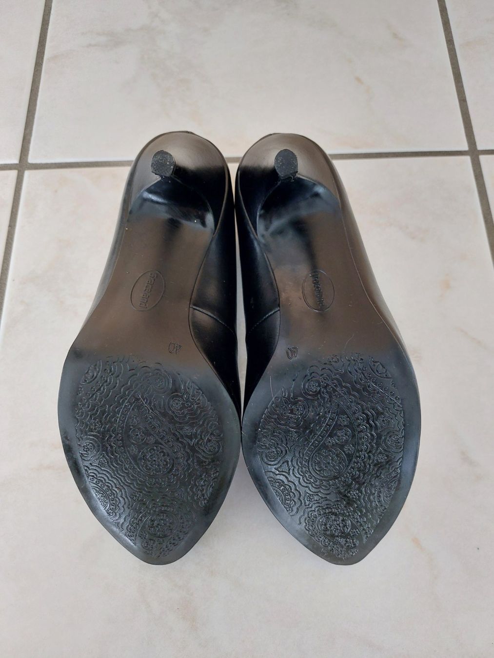 Scarpe da donna: Schuhe Gr. 40 – Usato da Schmitten venduto da JasiStern 2