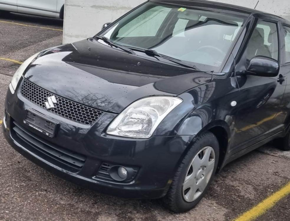 Bonne SUZUKI Swift 1.3i 4x4/4WD, année 2014 Seulmnt 108000km