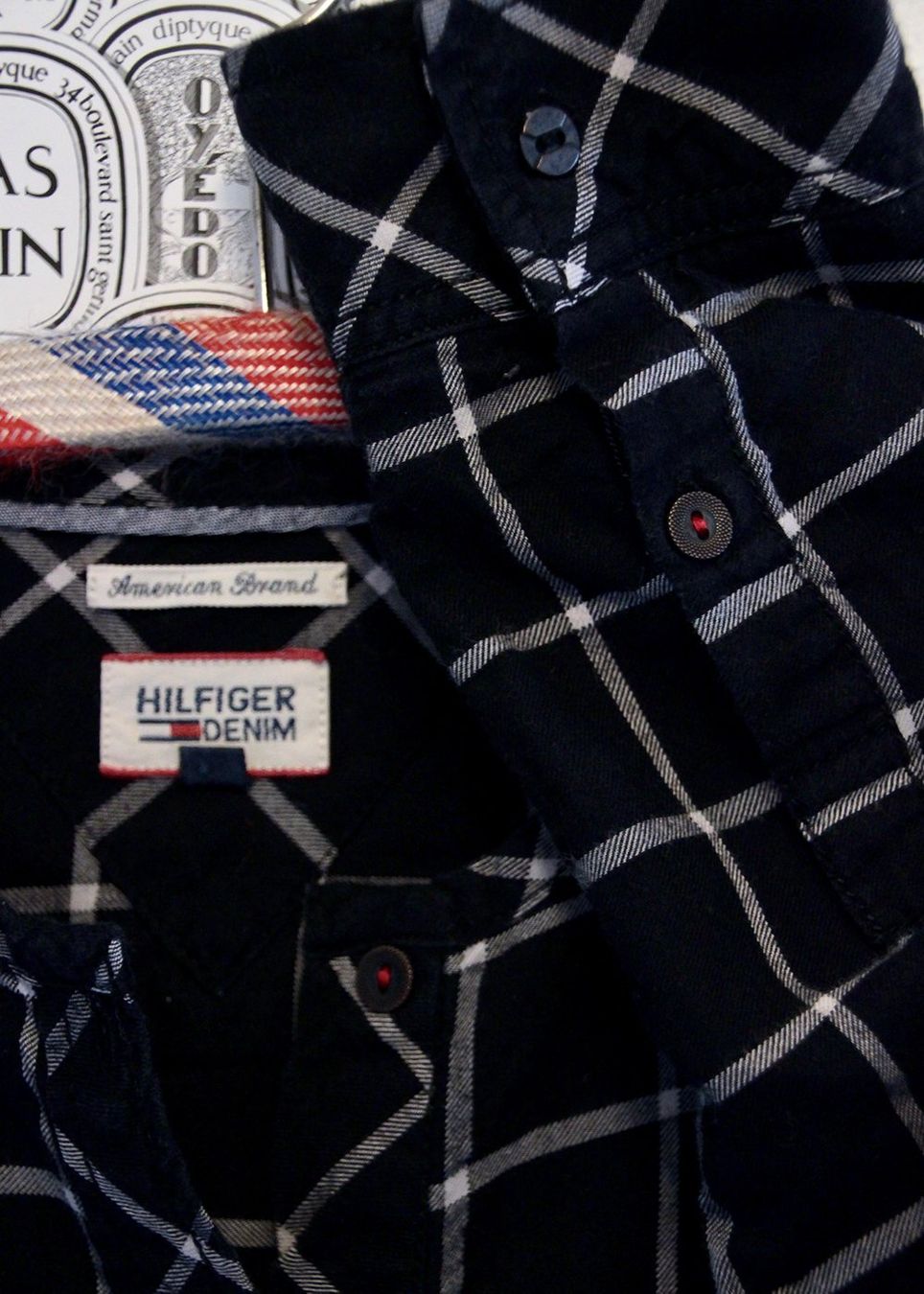 Blusen: Hilfiger Denim Flanellshirt – Gebraucht aus Buchs AG von shoplio 3
