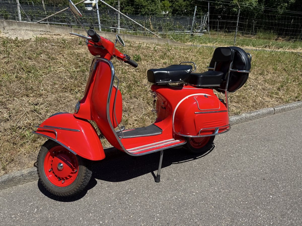 Piaggio Altro: Komplett restaurierte, wunderschöne 125er Vespa 1966 – Usato da Oberengstringen venduto da mk2_tcy7 1