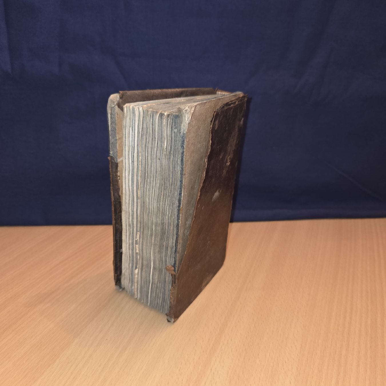Libri: Antikes Buch, "Doctrine Chrestienne", Besancon 1825 – Usato da Kriens venduto da gra_fhn7 2