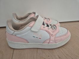 Coole Fila Sneaker, Grösse 35, Top Zustand für den Frühling!