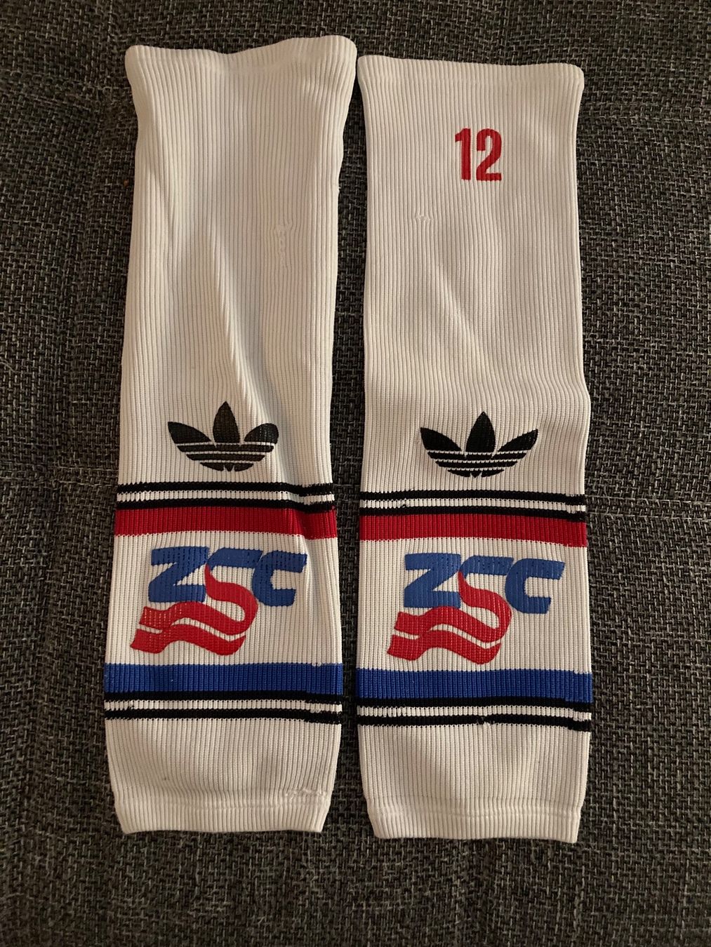 Adidas Calze: ZSC Stulpen – Usato da Zürich venduto da Stoepsel78