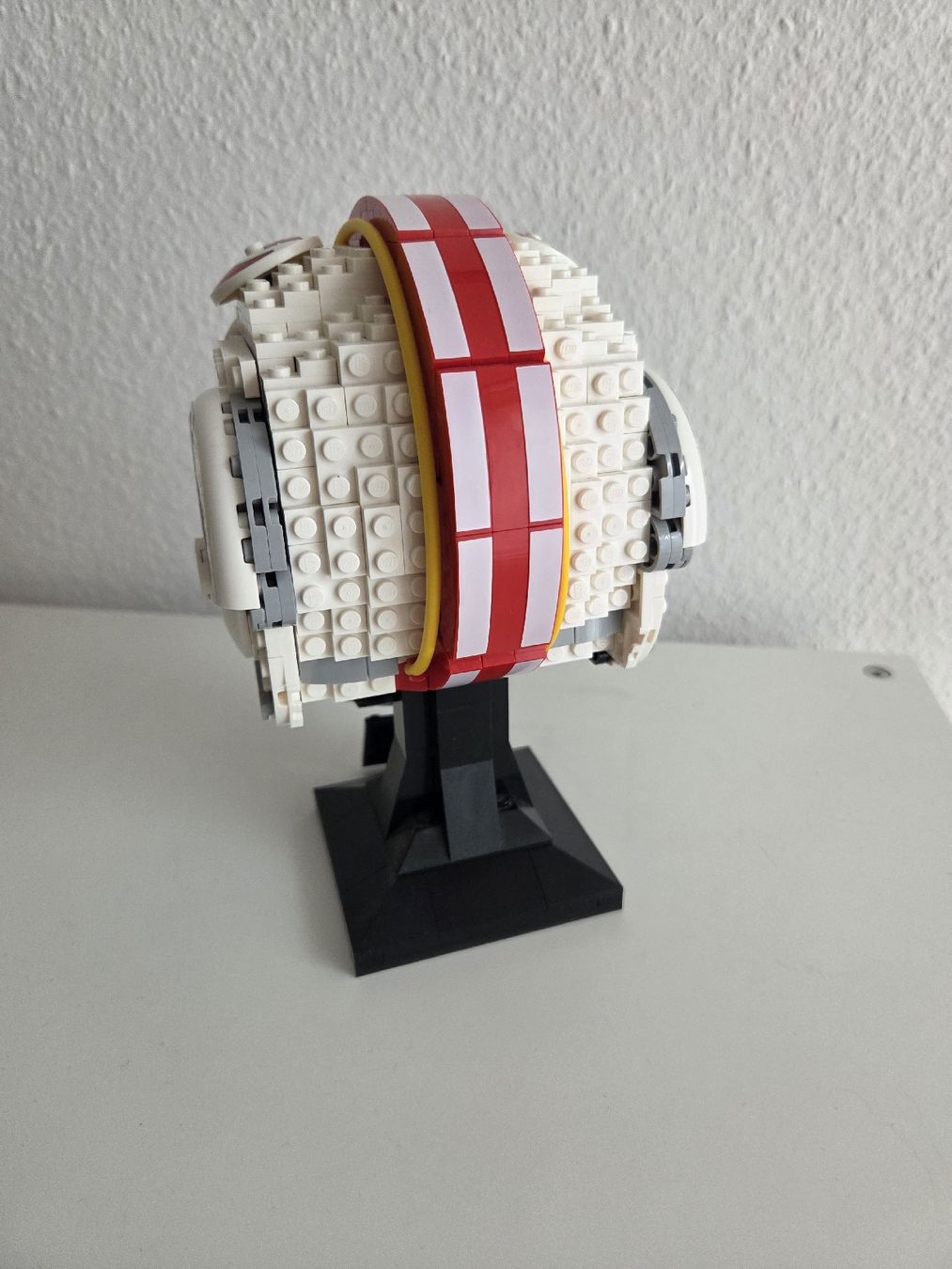Lego Baukästen: LEGO Luke Skywalker Red Five Helmet 75327 – Gebraucht aus Bonstetten von Emily 2