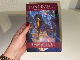 NOVEL: Emma Bull, Bone dance