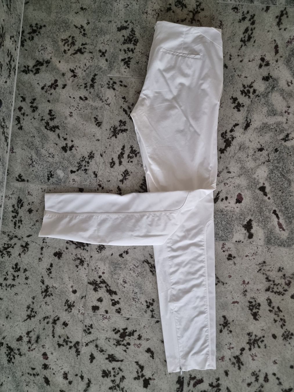 Gucci Pantaloni: Damenhose aus dem Hause Gucci – Usato da Widen venduto da kel_smm8 5