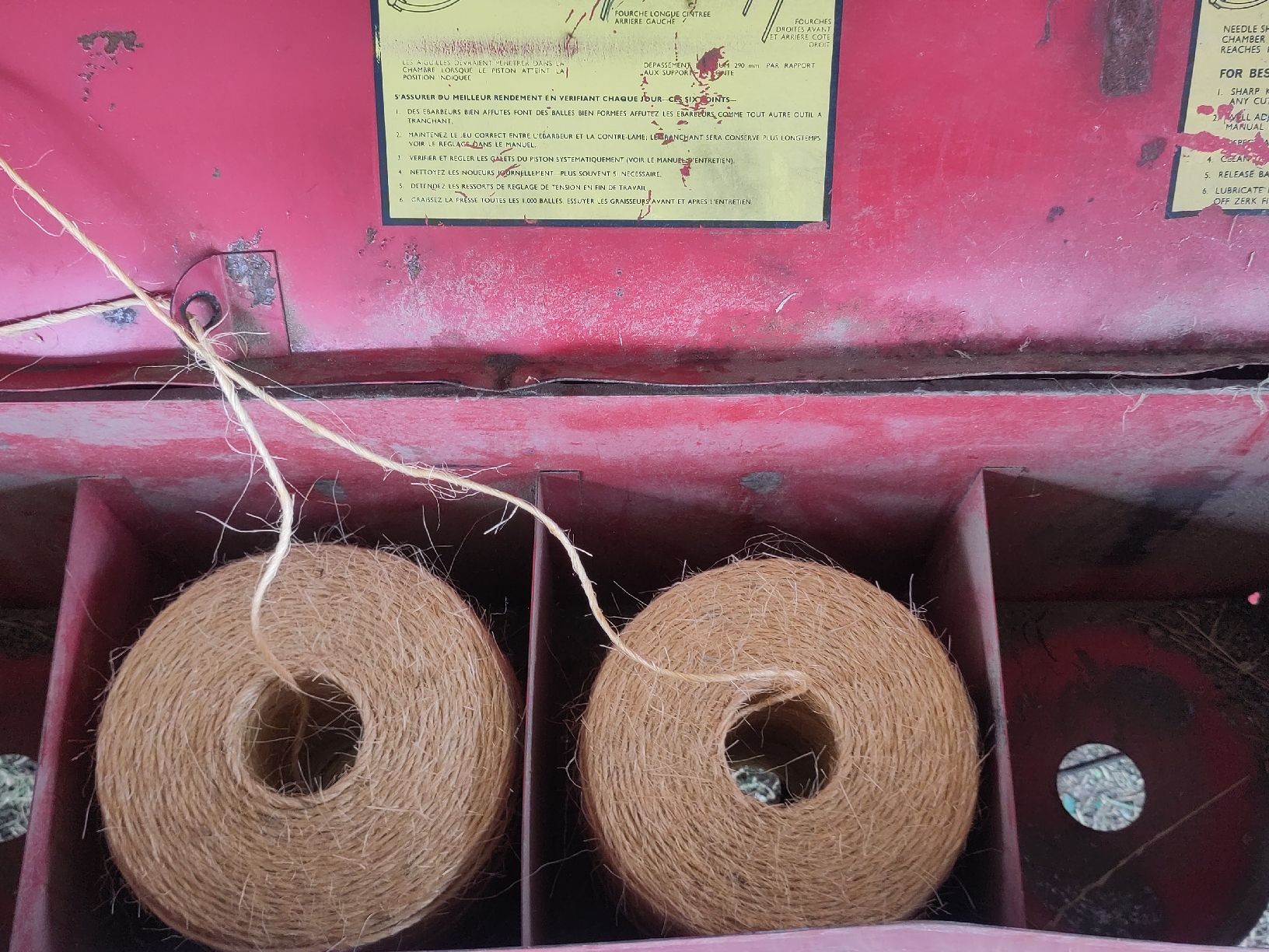 New Holland Tutte le macchine: Kleinballenpresse  – Usato da Steffisburg venduto da repondq 2