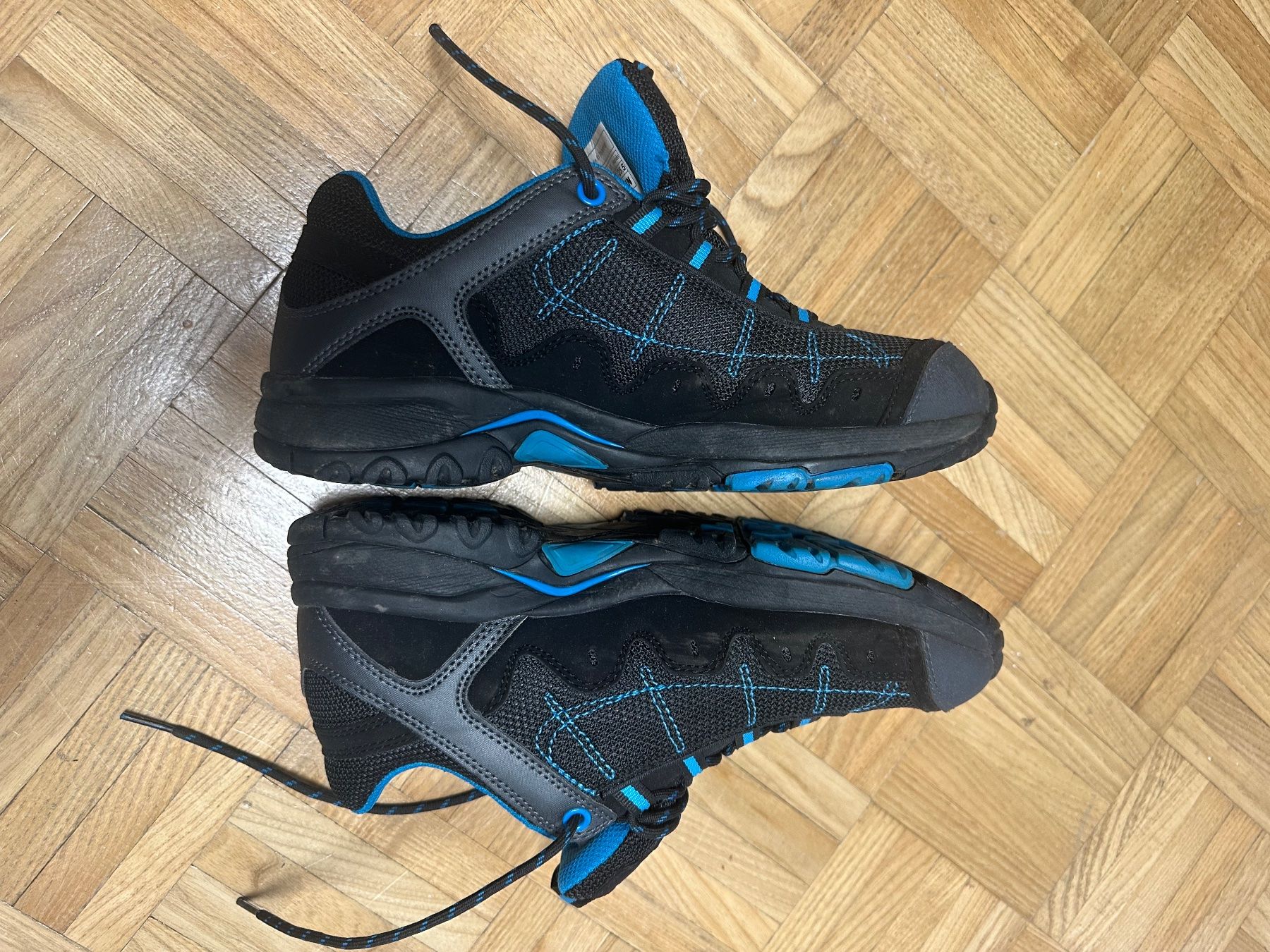 Dachstein Scarpe da uomo: Dachstein Lauf und Wanderschuhe Gr. 40 – Usato da Zürich venduto da kuszi 2