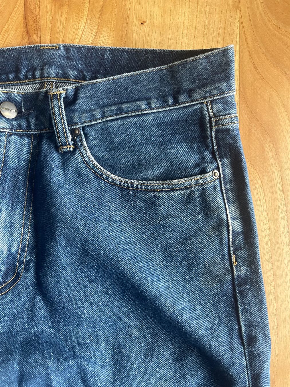 Carhartt Jeans: Carhartt Jeans – Usato da Chur venduto da lea_qg88 1