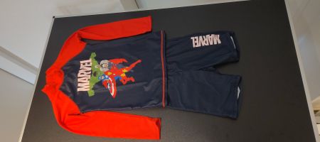 Marvel Avengers UV Schutz Schwimmset Langarm Gr 122/128