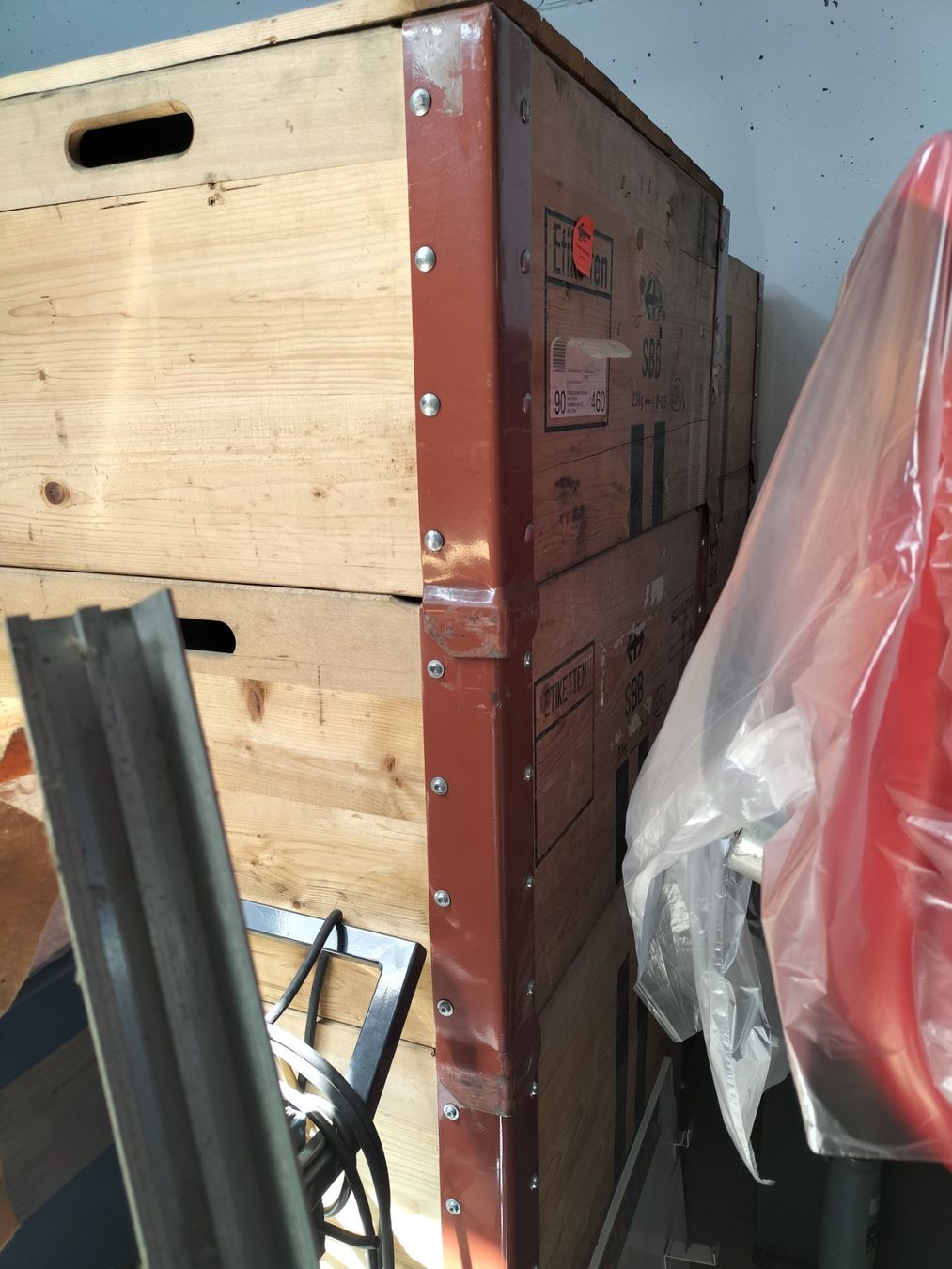 Palettes: Palettrahmen – D'occasion à Reinach AG par Hembrug 1
