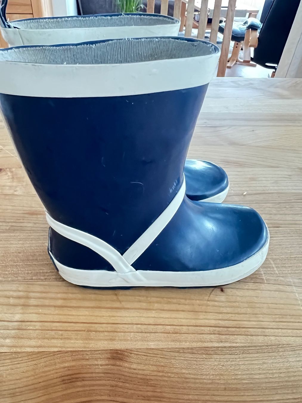 Scarpe per ragazzi: Gummistiefel, Grösse 27 Top Zustand – Usato da Zürich venduto da klily 1