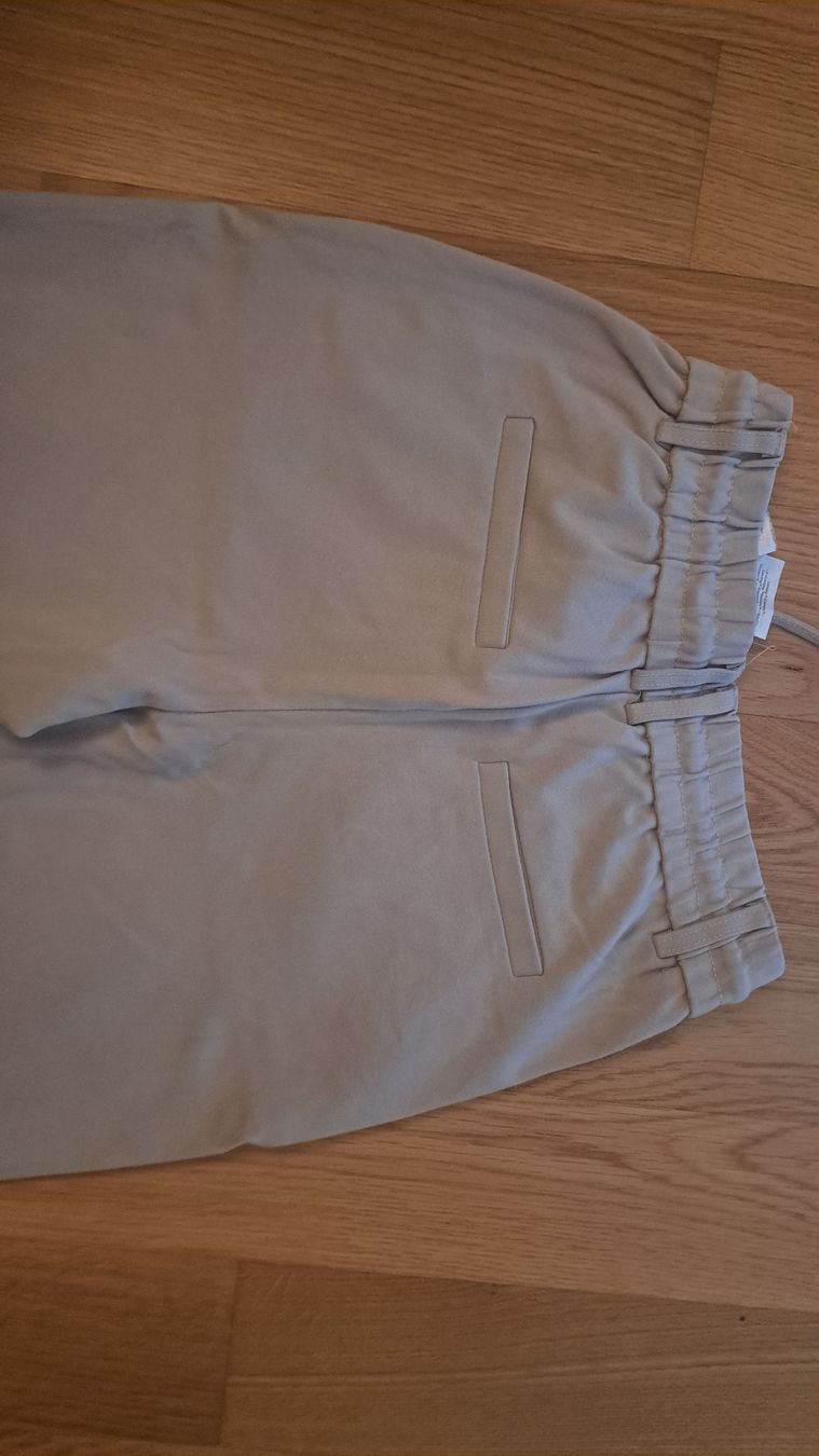 Only Pantaloni: ONLY Hose in Beige – Usato da Seengen venduto da ja6_65wp 1