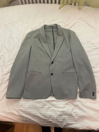 Grauer Blazer von ZARA Neu