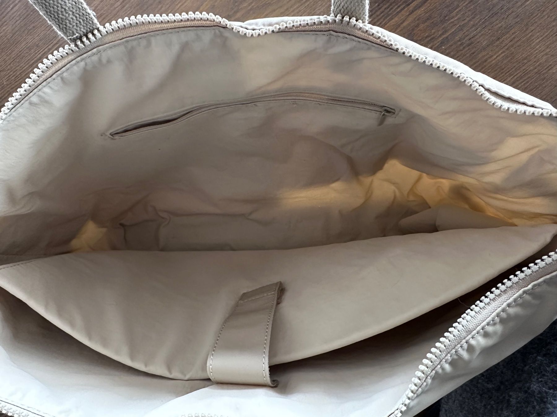Borse: Ölend Handtasche/Rucksack – Usato da Haldenstein venduto da enie123 3