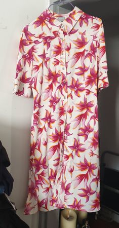 Versace schönes blumiges Kleid Gr. 32/46